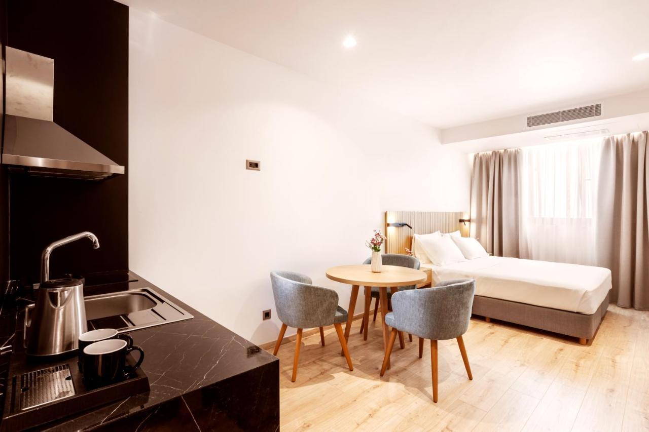Days City Suites Атина Екстериор снимка