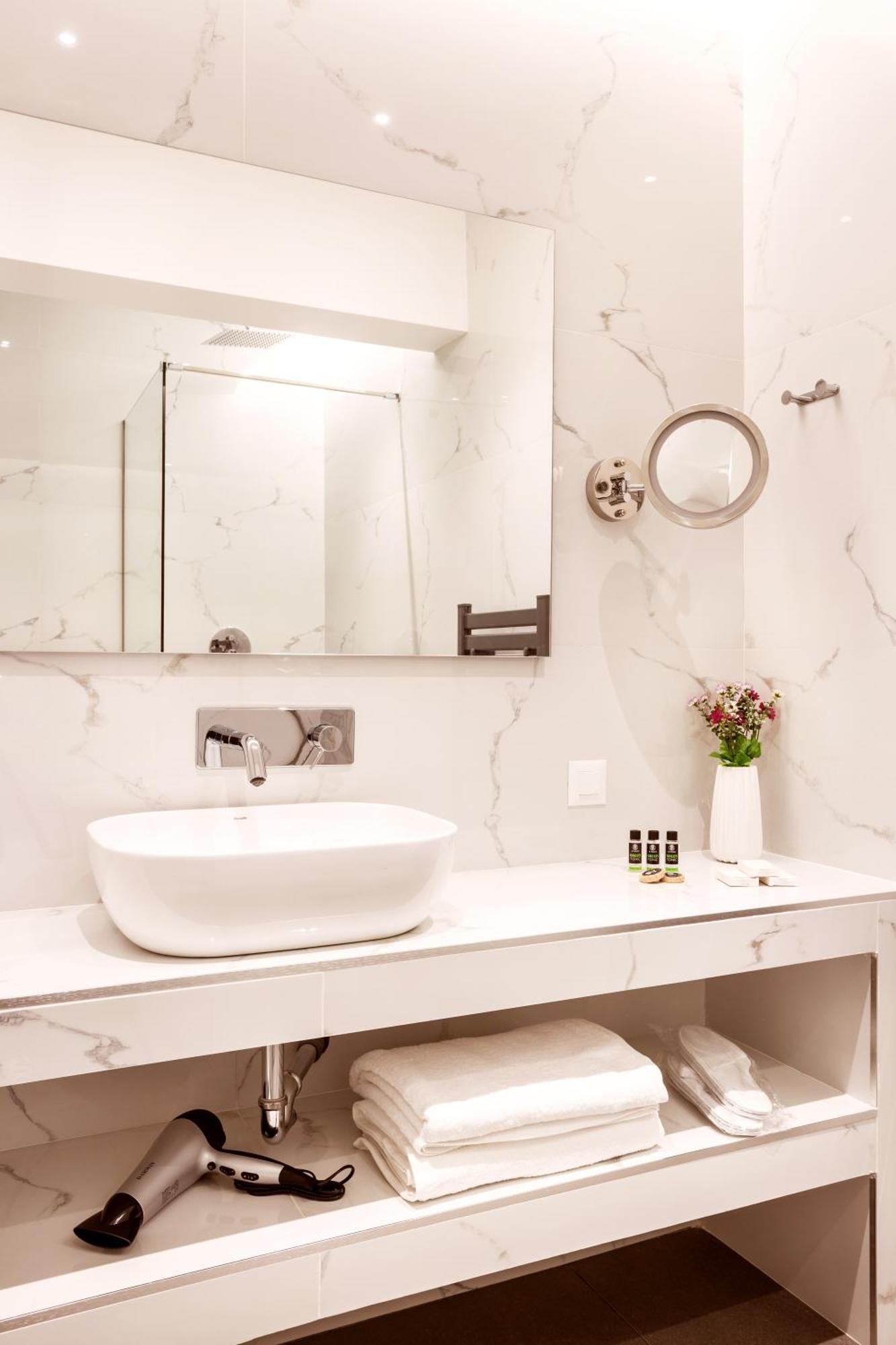 Days City Suites Атина Екстериор снимка