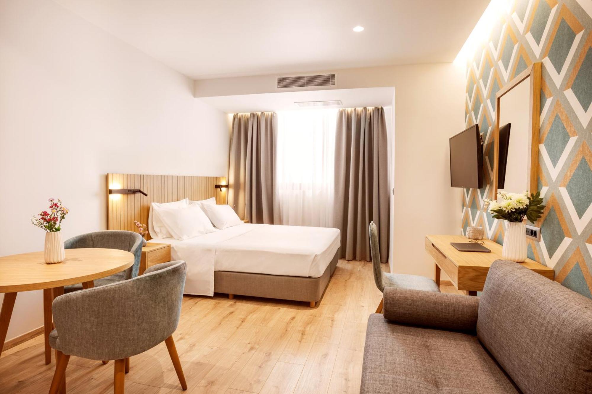 Days City Suites Атина Екстериор снимка