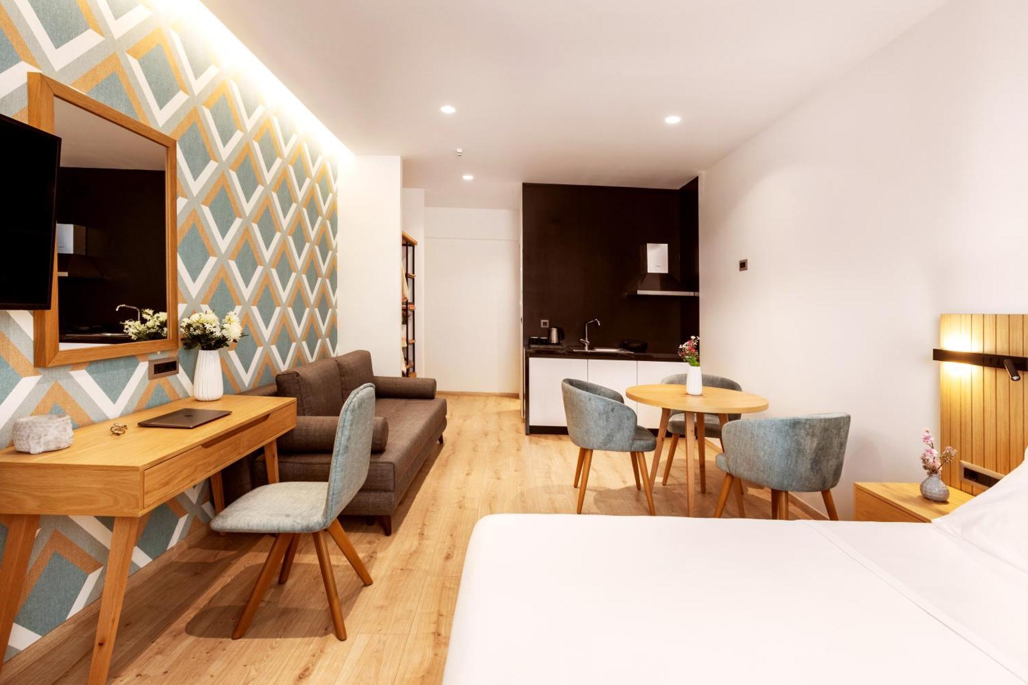 Days City Suites Атина Екстериор снимка